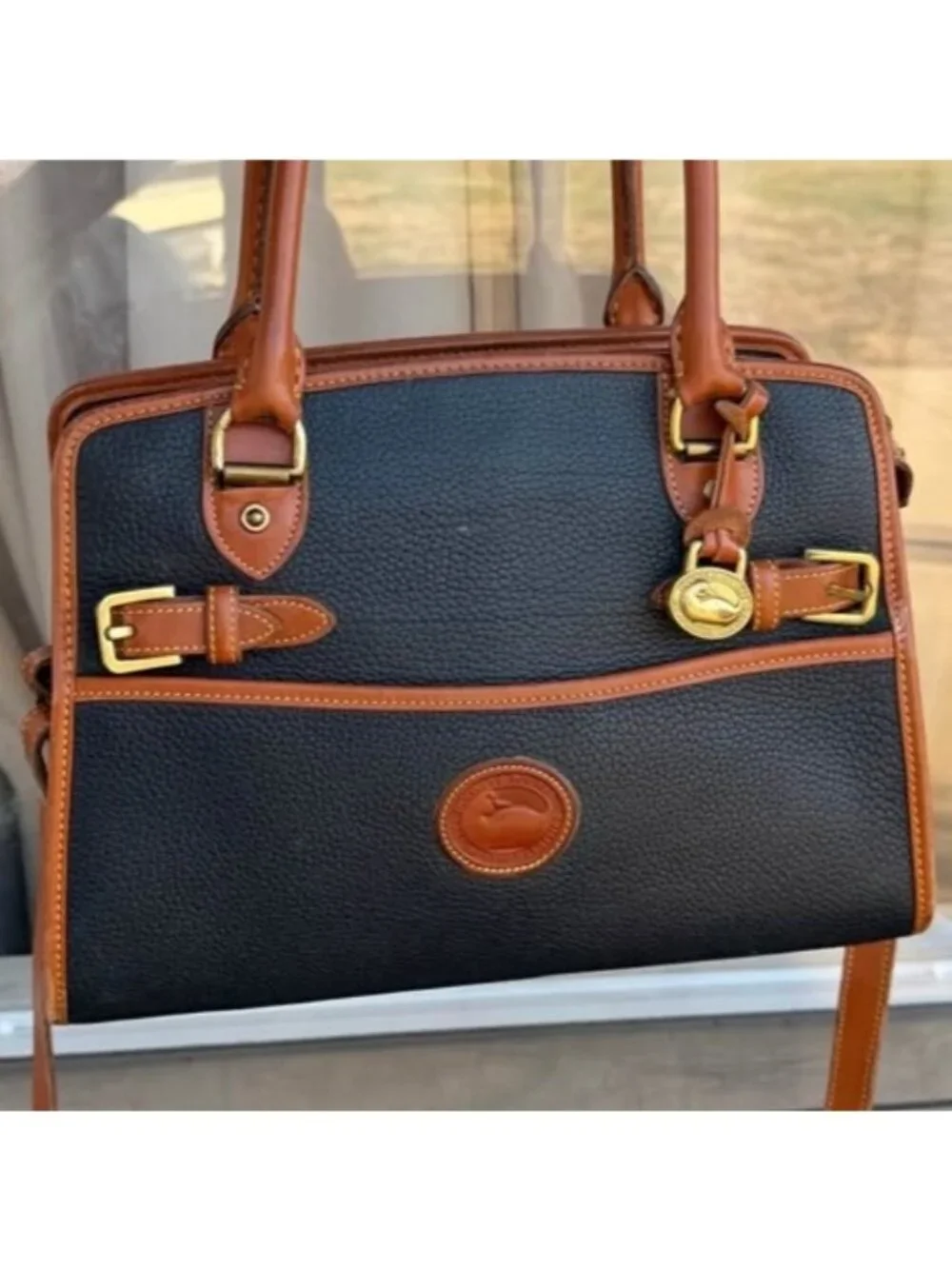 Vintage Dooney and Bourke pebbles leather double handle satchel purse.